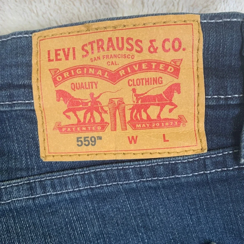 Levis 559 Relaxed Straight Jeans Mens 46x32 Blue WaterLess Denim 01559-0067